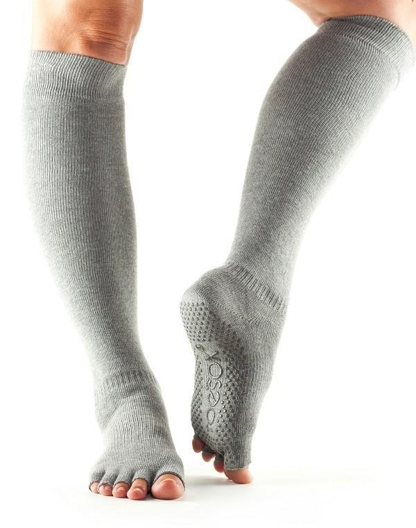 Носки для йоги ToeSox Grip Half Toe Scrunch Knee High (Heather Grey)