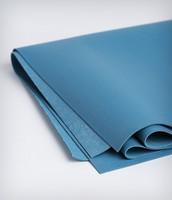 Коврик для йоги eKO SuperLite Travel Mat, каучук, Manduka, USA, 180х61 см, 1,5 мм голубой