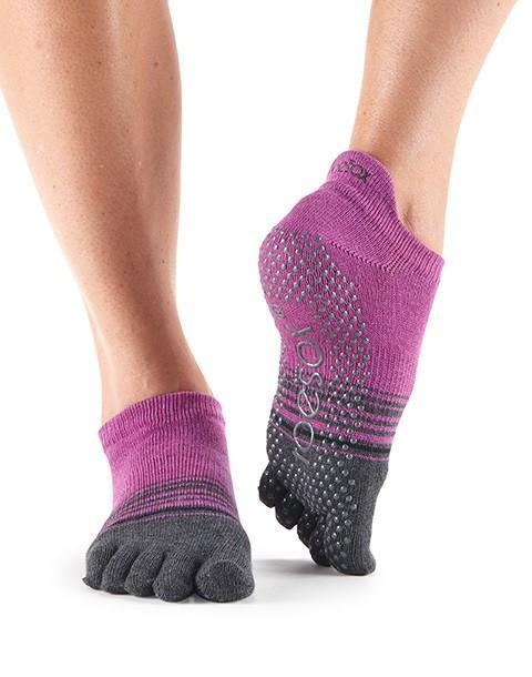 Носки для йоги ToeSox Grip Full Toe Low Rise (Mulberry Stripe)