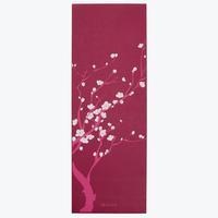 Коврик для йоги Gaiam Pink Cherry Blossom