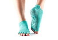 Носки для йоги ToeSox Half Toe Low Rise Grip Fishnet Lagoon S размер
